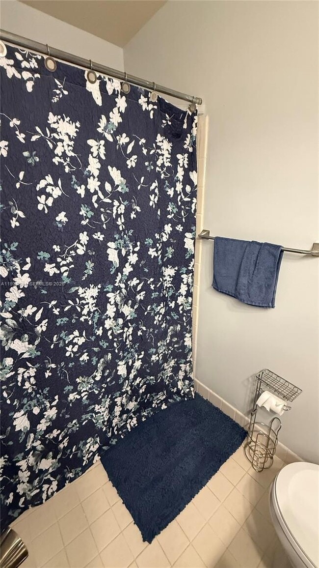 Building Photo - 4712 Lucerne Lakes Blvd E