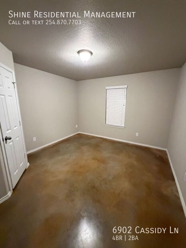 Building Photo - 6902 Cassidy Ln