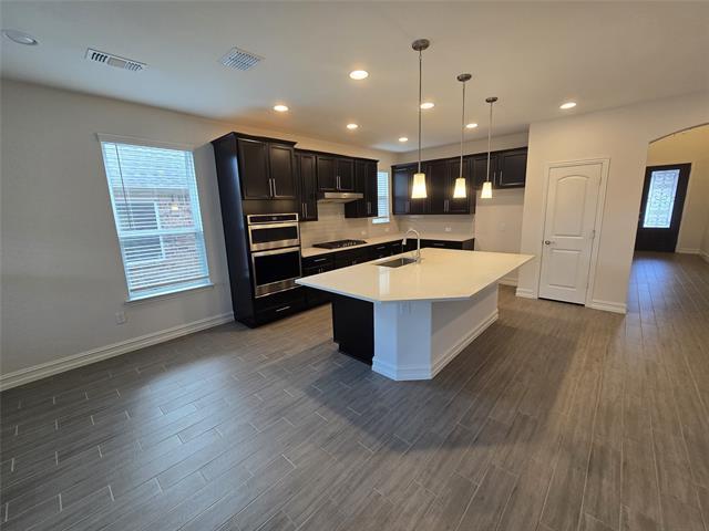 Building Photo - 2724 Southampton Dr