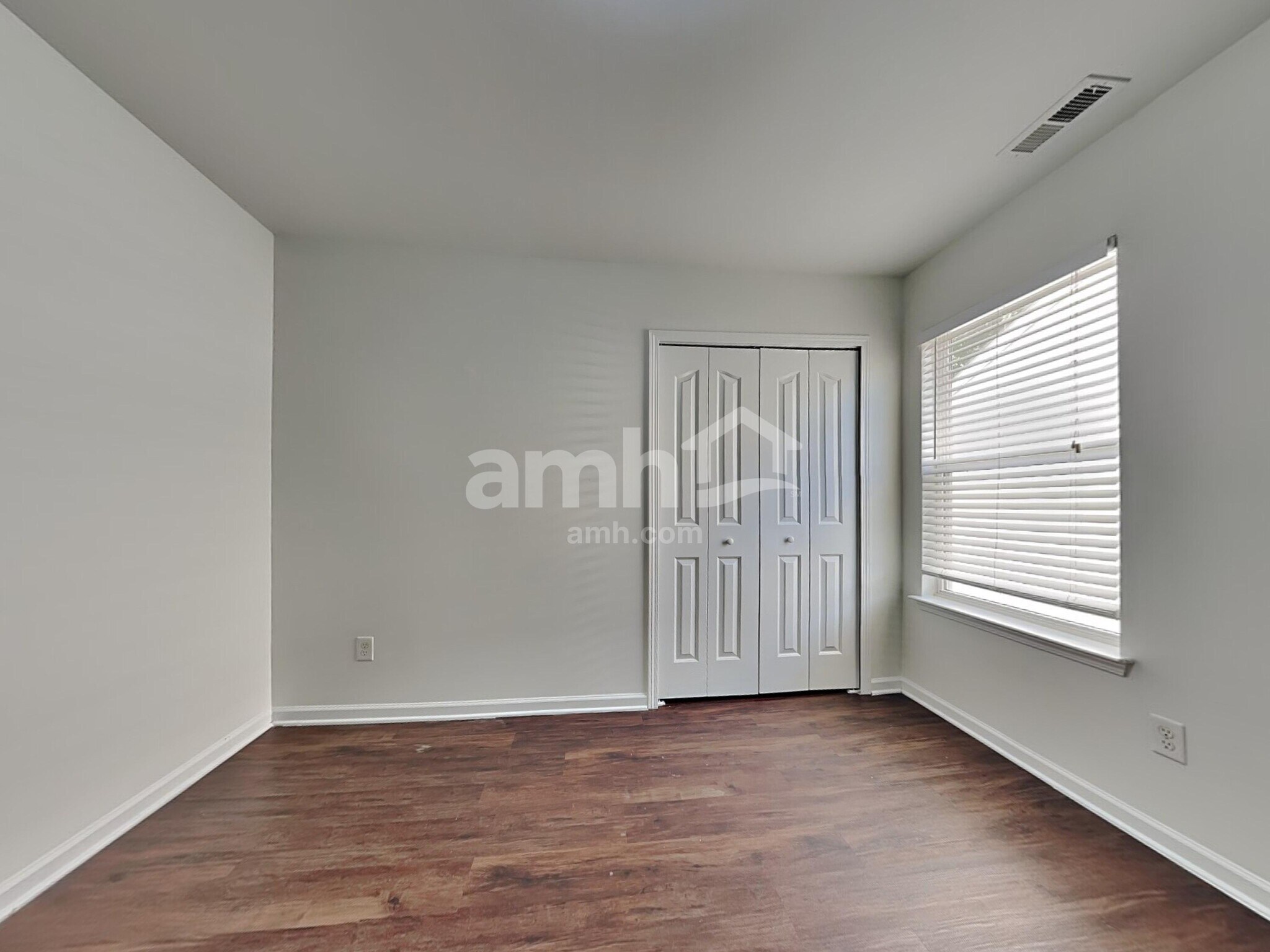 Building Photo - 2411 Cairns Mill Ct