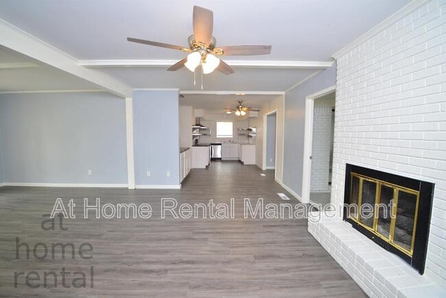 Building Photo - 3821 S 93rd E Ave