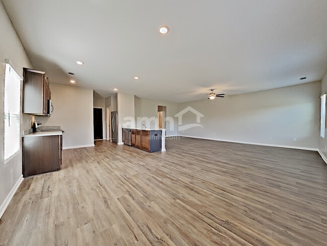 Building Photo - 3355 Ridge HillPkwy