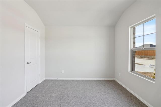 Building Photo - 503 Loch Dr