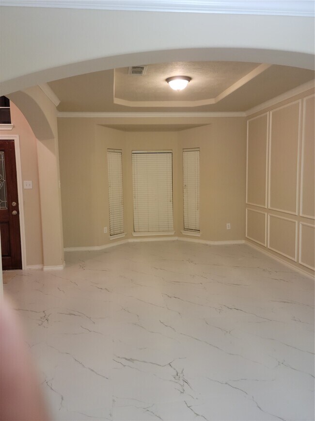 Building Photo - 11134 Sheldon Bend Dr