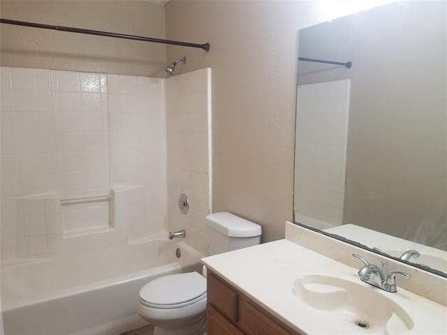 Building Photo - 6412 Brookcrest Dr