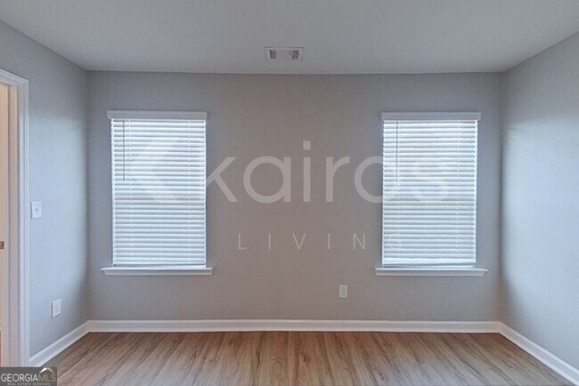 Building Photo - 3470 Bridgewood Dr