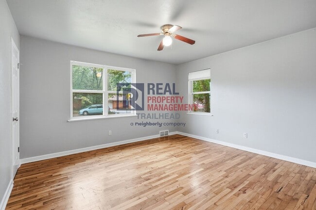 Building Photo - Updated 3-Bedroom Home with Spacious Fenced Backyard in Benbrook