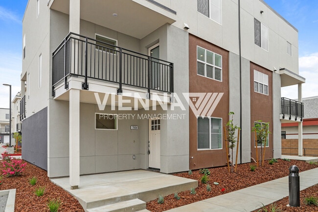 Building Photo - Brand New 4 Bedroom Home with Solar, Never Lived in Before!