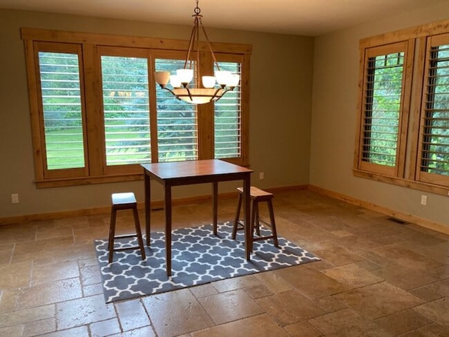 Building Photo - Available 11/1/25- 4 BR Teton Springs Home...