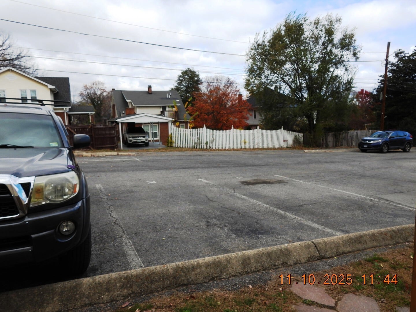 Reserved Parking Area - 1813 Bluemont Ave SW