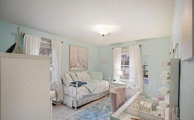 Building Photo - 12326 Willow Woods Dr
