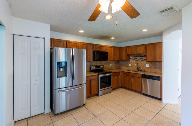 Building Photo - 1011 Arezzo Cir