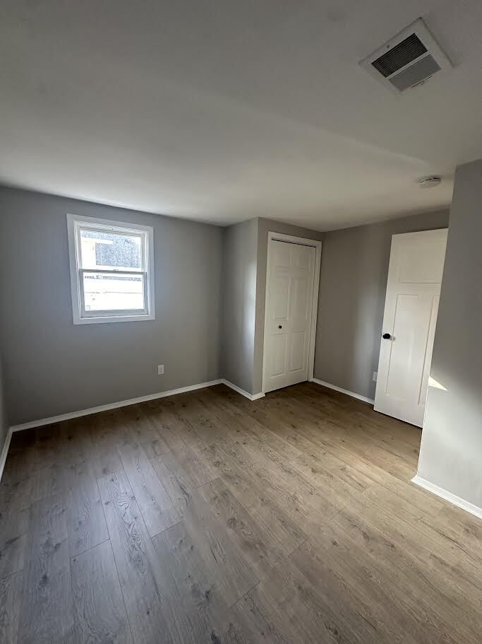 Building Photo - 612 E High St