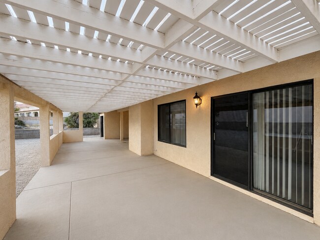 Building Photo - 64319 Doral Dr
