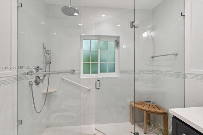 Building Photo - 7511 Miami View Dr