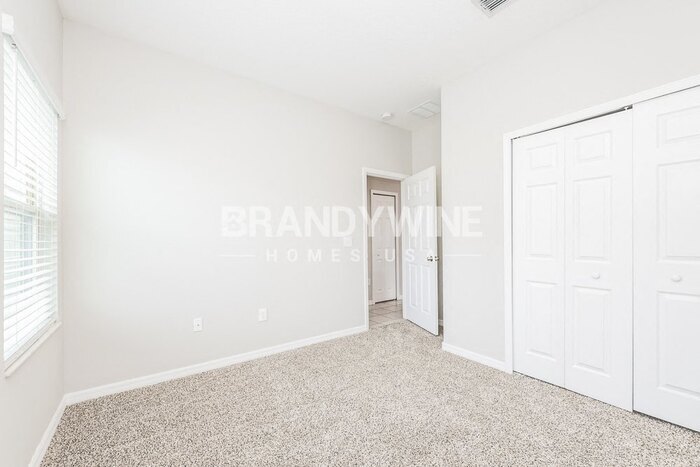 Building Photo - 5564 Mercado Dr