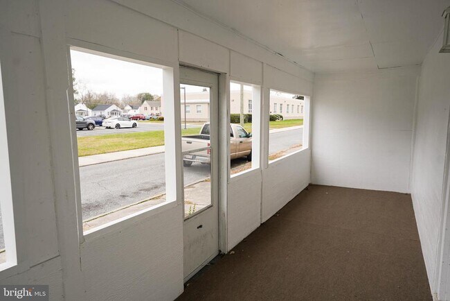 Building Photo - 417 Walnut St