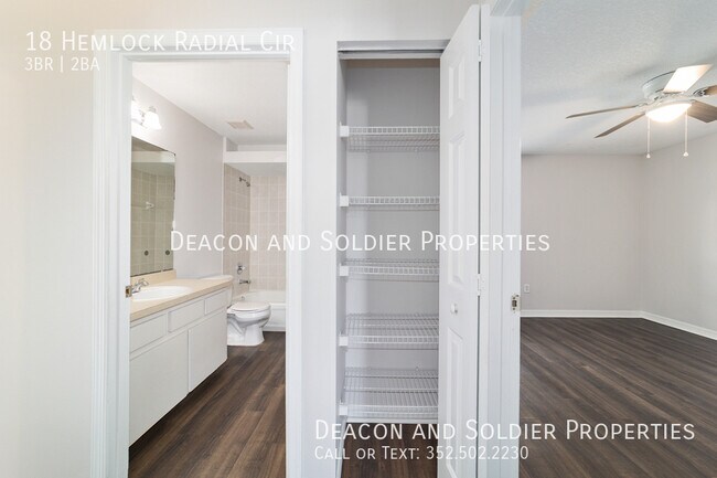 Building Photo - 18 Hemlock Radial Cir