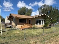 Building Photo - 2422 Wiard St