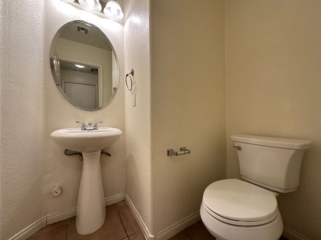 Building Photo - Grand Canyon Terrace