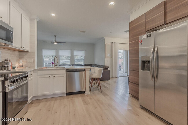 Building Photo - 1432 Greyfield Dr