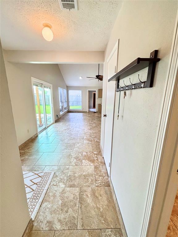 Building Photo - 16719 Dale Oak Way