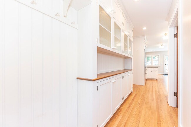 Building Photo - 1111 Olivia Ave