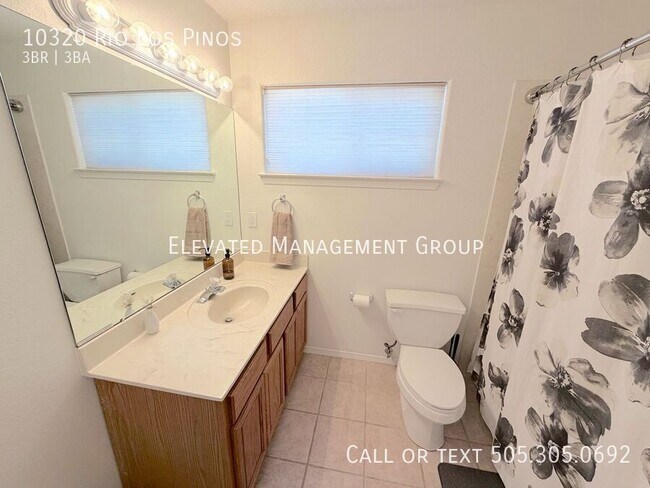 Building Photo - 10320 Rio Los Pinos Dr NW