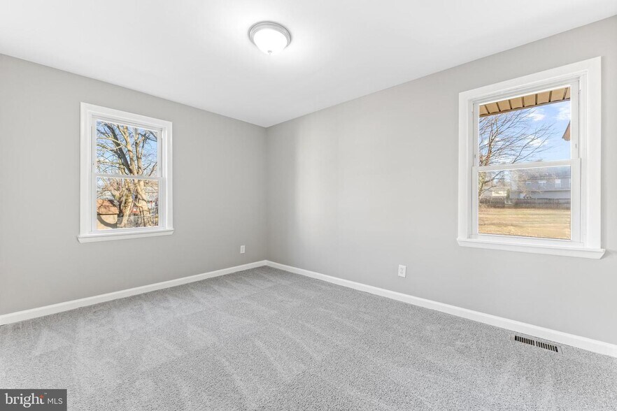 Building Photo - 713 Biddle Rd