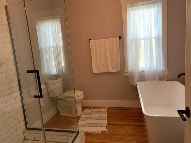 Building Photo - 63 Green Haven Rd