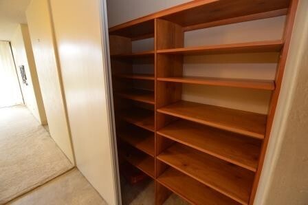 Building Photo - 2 bedroom 1 bath condo in Pearl 1 with 1 covered parking