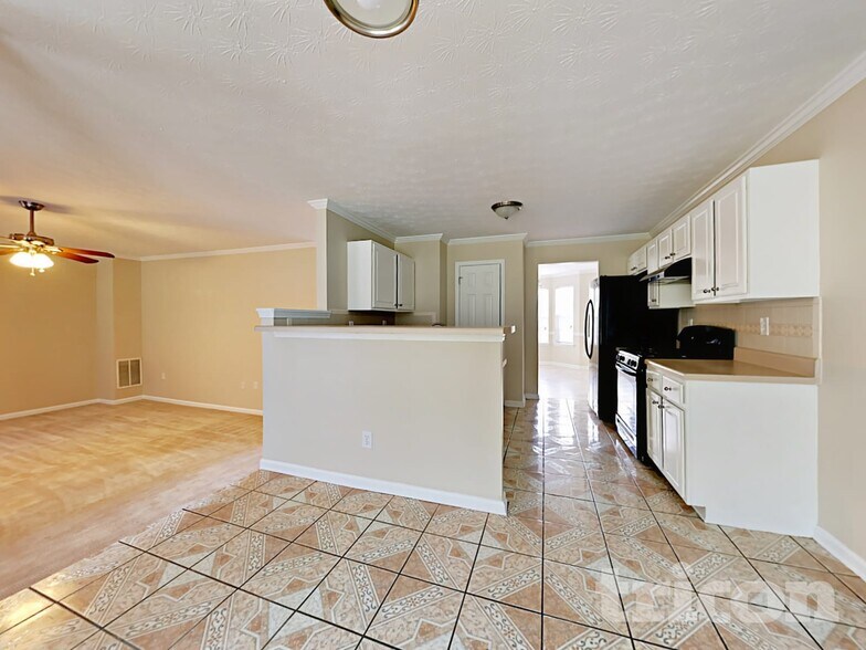 Building Photo - 9452 Carnes Crossing Cir