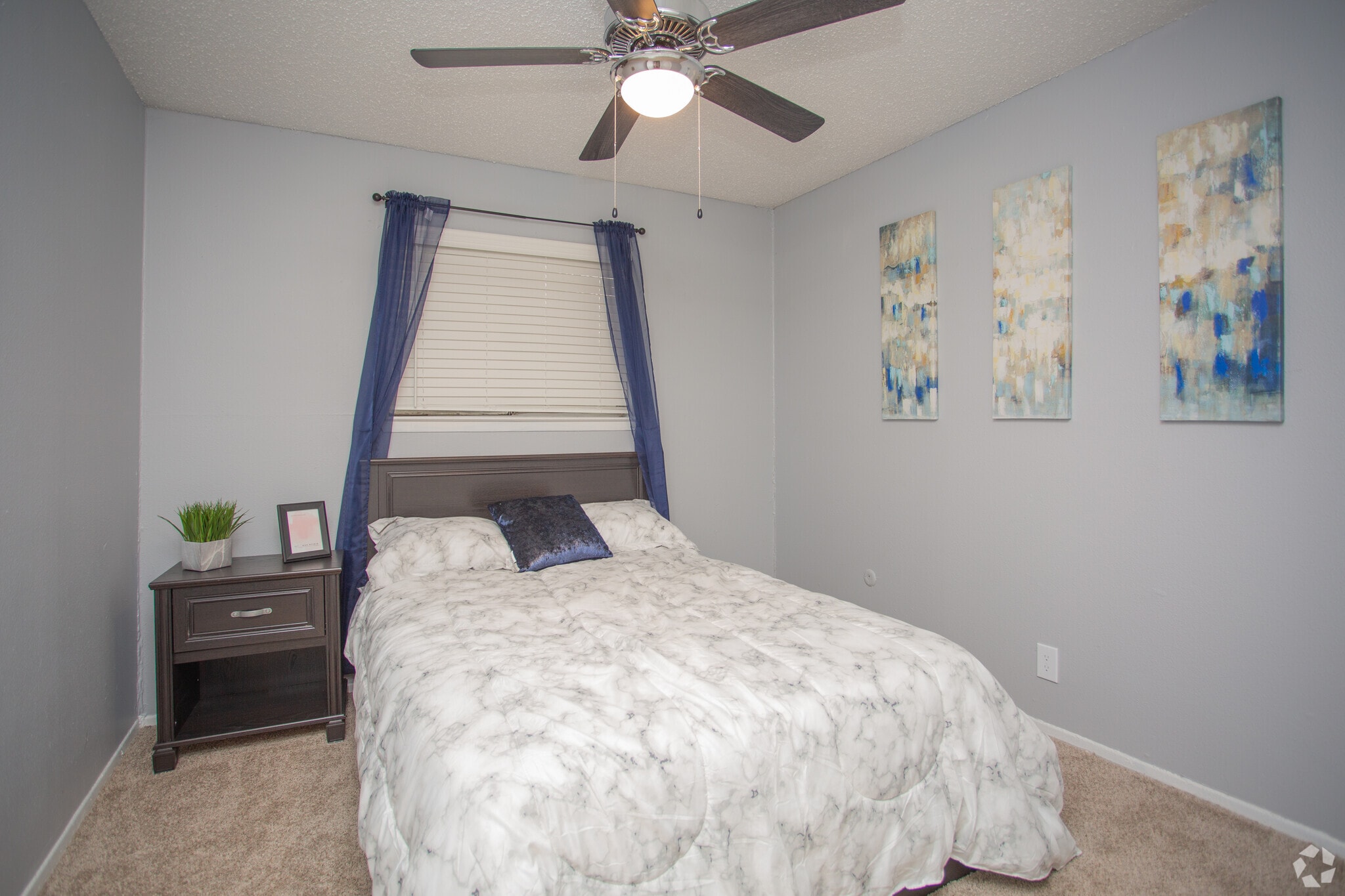 The District on Collins 2910 S Collins St Arlington TX 76014