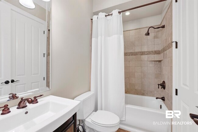 Building Photo - 32491 Water View Dr E
