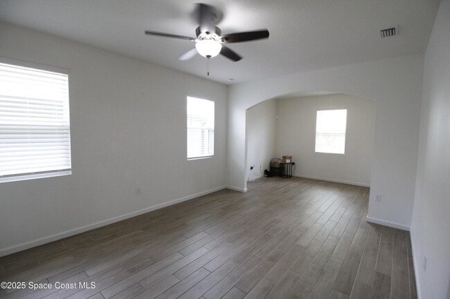 Building Photo - 3959 Alligator Flag Cir