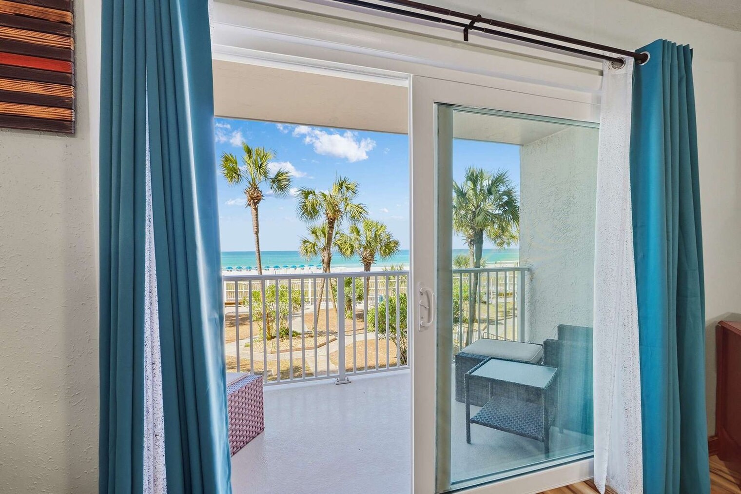 Building Photo - 8743 Thomas Dr