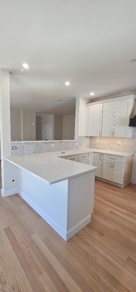 Building Photo - 17 Hadley Pl