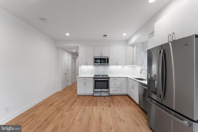 Building Photo - 2217 40th St NW