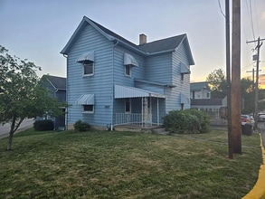 Building Photo - 1704 Broad St