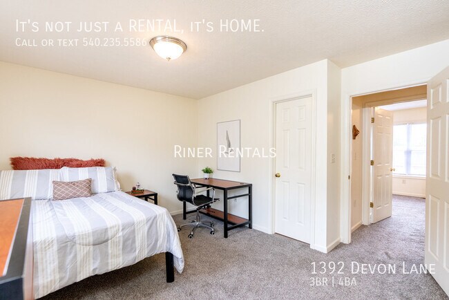 Building Photo - 1392 Devon Ln