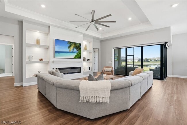 Building Photo - 20040 Hartford Blvd