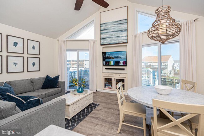 Building Photo - 148 Captains Quarters Rd