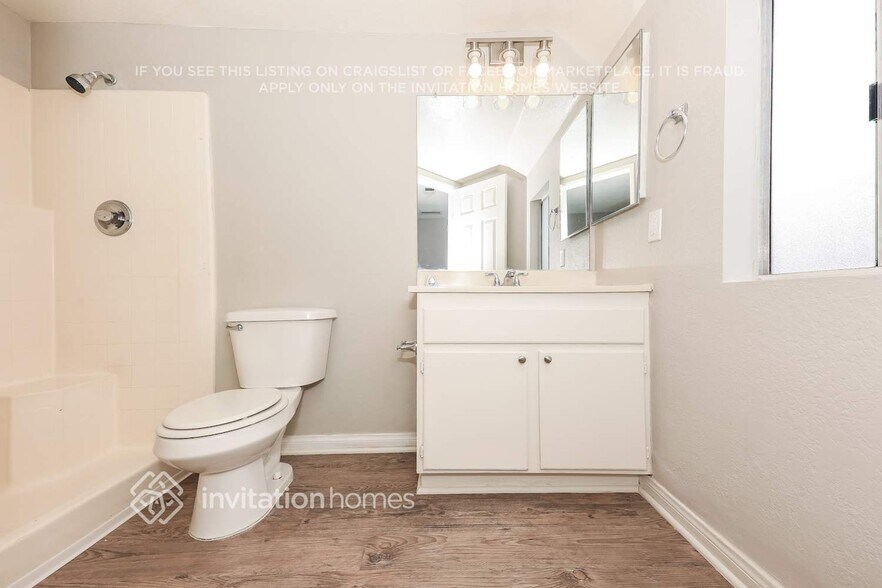 Building Photo - 13037 Pawnee Dr