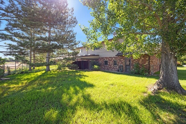Building Photo - 743 Nyssa Dr