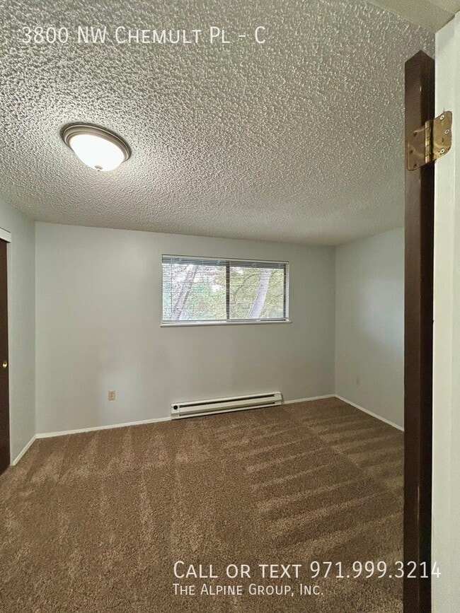 Building Photo - 3800 NW Chemult Pl