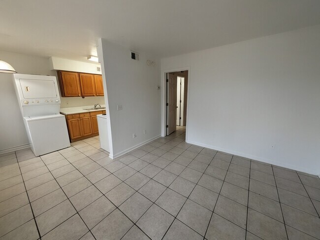 Building Photo - 207 Lovelace Dr