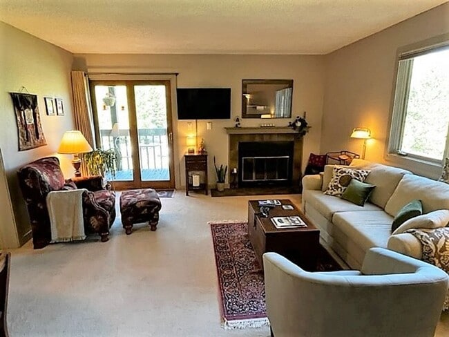 Building Photo - Winter Seasonal Rental- Mountainside Condo...