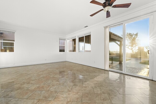 Building Photo - 1564 Clanton Pl