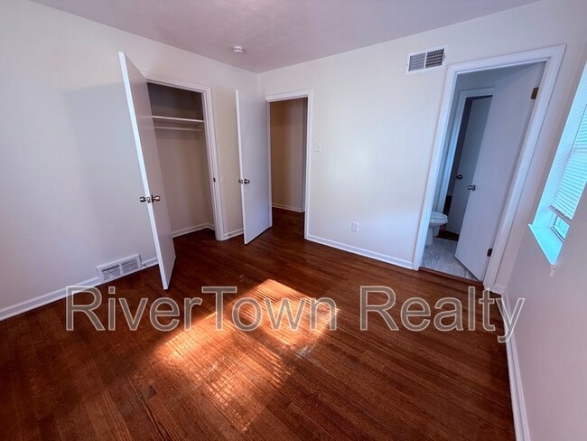 Building Photo - 4867 Haleville Rd