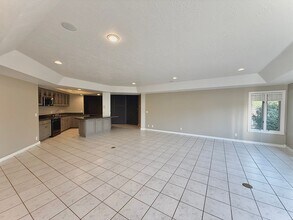 Building Photo - Garden Level in Luxury Home Available Now
